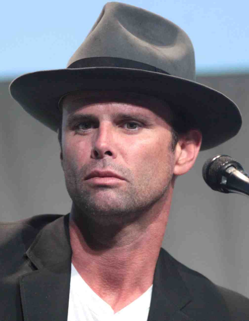 Walton Goggins 2