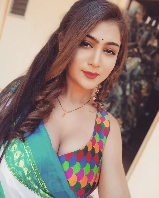 Hiral Radadiya Ullu web series actress