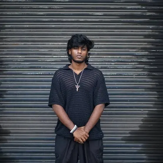 Krish Hassan as Sathish – Guna's Friend