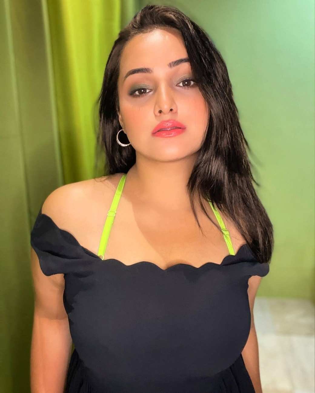 Aliya Naaz Ullu Actress